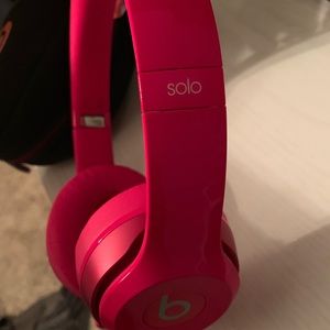 pink beats